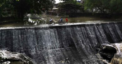 PHILIPPINEN BLOG - Prinza Damm am Zapote Fluß