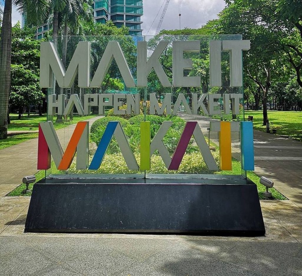 PHILIPPINEN MAGAZIN - MEIN SAMSTAGSTHEMA - TOP TOURISTENSPOTS IN LUZON - Ayala Triangle Gardens