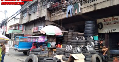 PHILIPPINEN MAGAZIN - FOTO DES TAGES - Beim Reifenhändler ist mehr los als man denkt Foto von Sir Dieter Sokoll für PHILIPPINEN MAGAZIN