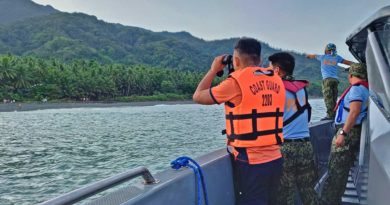PHILIPPINEN MAGAZIN - NACHRICHTEN - 4 Tote, 9 Vermisste, als Schiff auf Grund läuft
