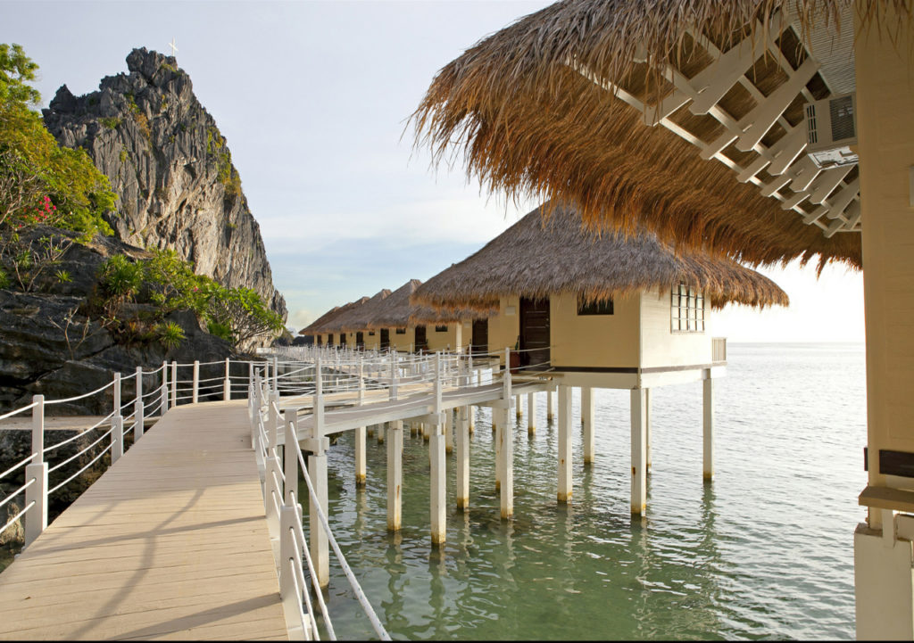PHILIPPINEN MAGAZIN - MEIN MITTWOCHSTHEMA - SCHOENE STRANDRESORTS - Apulit Island Resort