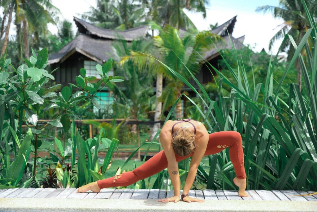 PHILIPPINEN MAGAZIN - MEIN DONNERSTAGSTHEMA - WELLNESS RETREATS IN DEN PHILIPPINEN -  Lotus Shores Yoga und Surf Retreat 