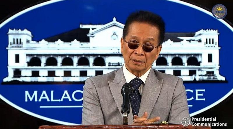 PHILIPPINEN MAGAZIN - NACHRICHTEN - Panelo widerspricht DOJ, sagt, dass Duterte Befehl, diejenigen zu verhaften, die sich weigern, geimpft zu werden sei legal