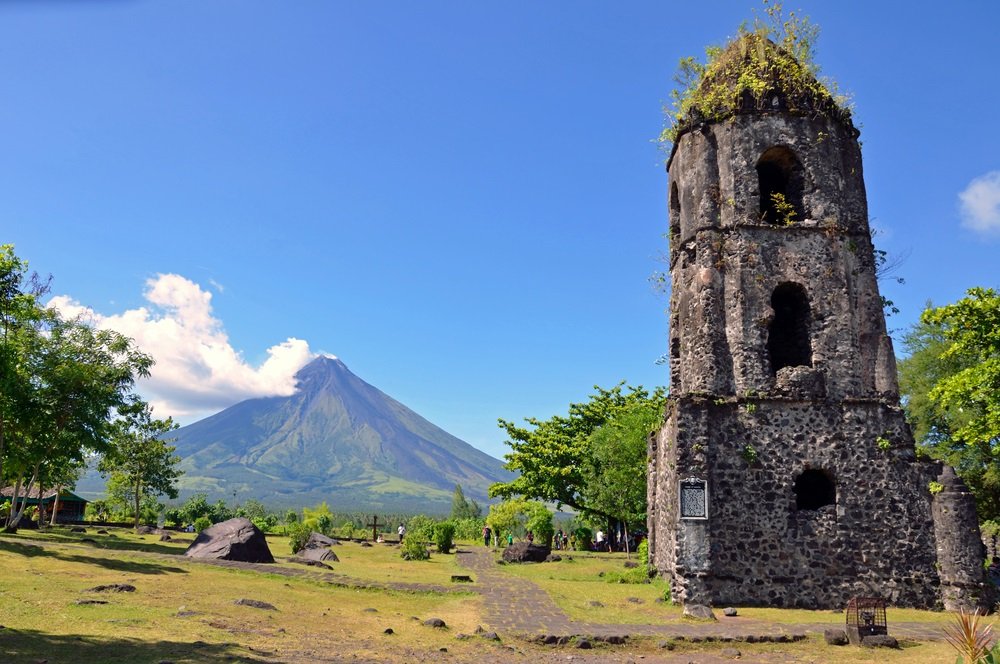 PHILIPPINEN MAGAZIN - TAGESTHEMA - Der Mayon Vulkan