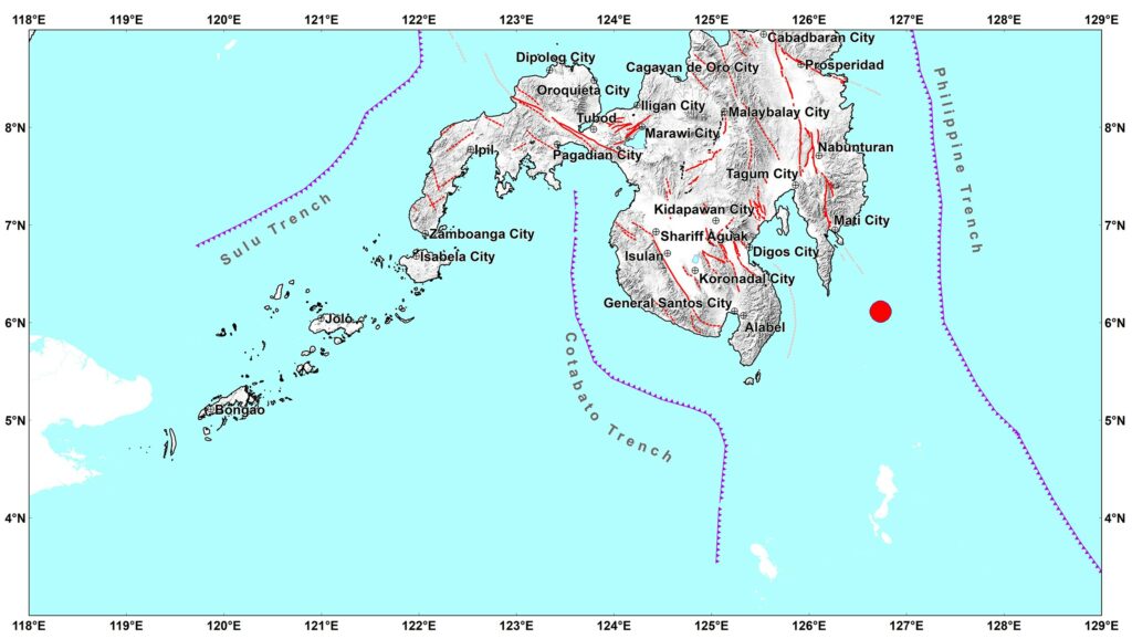 PHILIPPINEN MAGAZIN - NACHRICHEN - Erdbeben der Stärke 7,1 vor der Davao-Region in Mindanao
