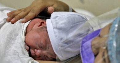 PHILIPPINEN MAGAZIN - NACHRICHTEN - FEUILLETON - Neujahrsmädchen Alexa, geboren im Fabella-Krankenhaus