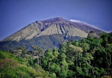 PHILIPPINEN MAGAZIN - NACHRICHTEN - PHIVOLCs registriert 18 Vulkanbeben am Mt. Kanlaon innerhalb von 24 Stunden