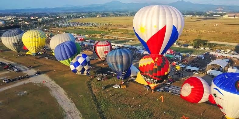 PHILIPPINEN MAGAZIN - TAGESTHEMA - Clark's Hot Air Balloon Festival kehrt im Juni 2022 zurück