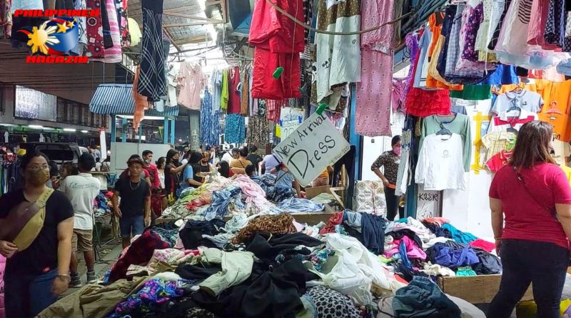 PHILIPPINEN MAGAZIN - FOTO DES TAGES - Auf dem Markt für gebrauchte Kleidung
