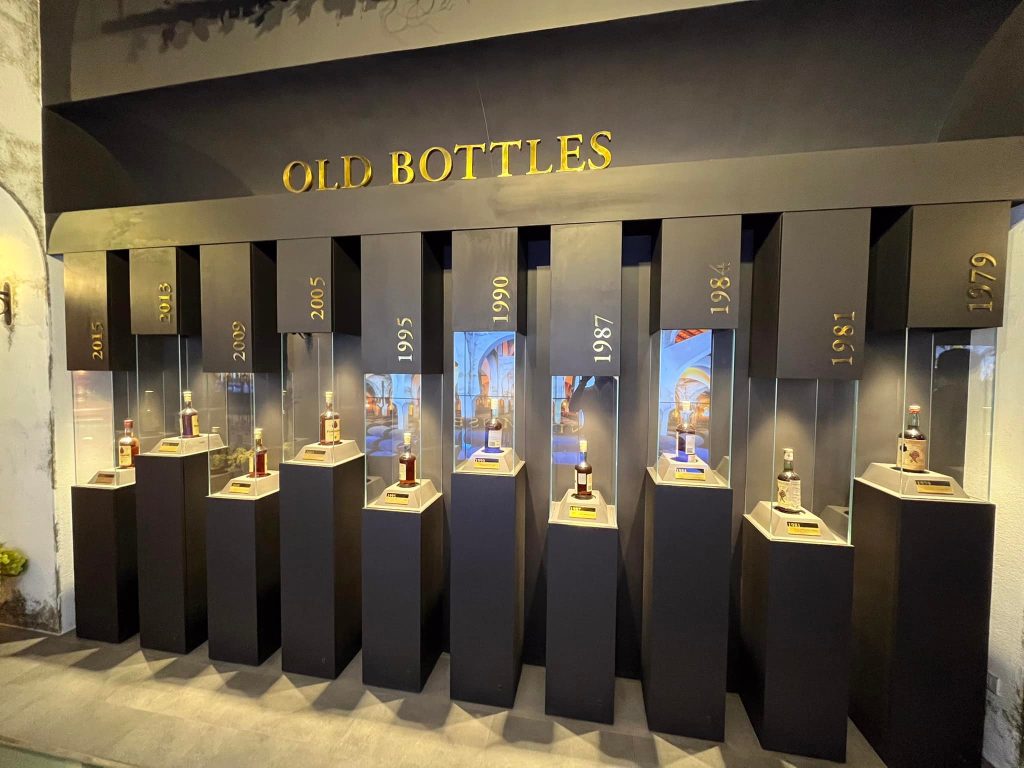 AUSFLÜGE in VisMin: Ausflug zum Brandy Museum in Iloilo