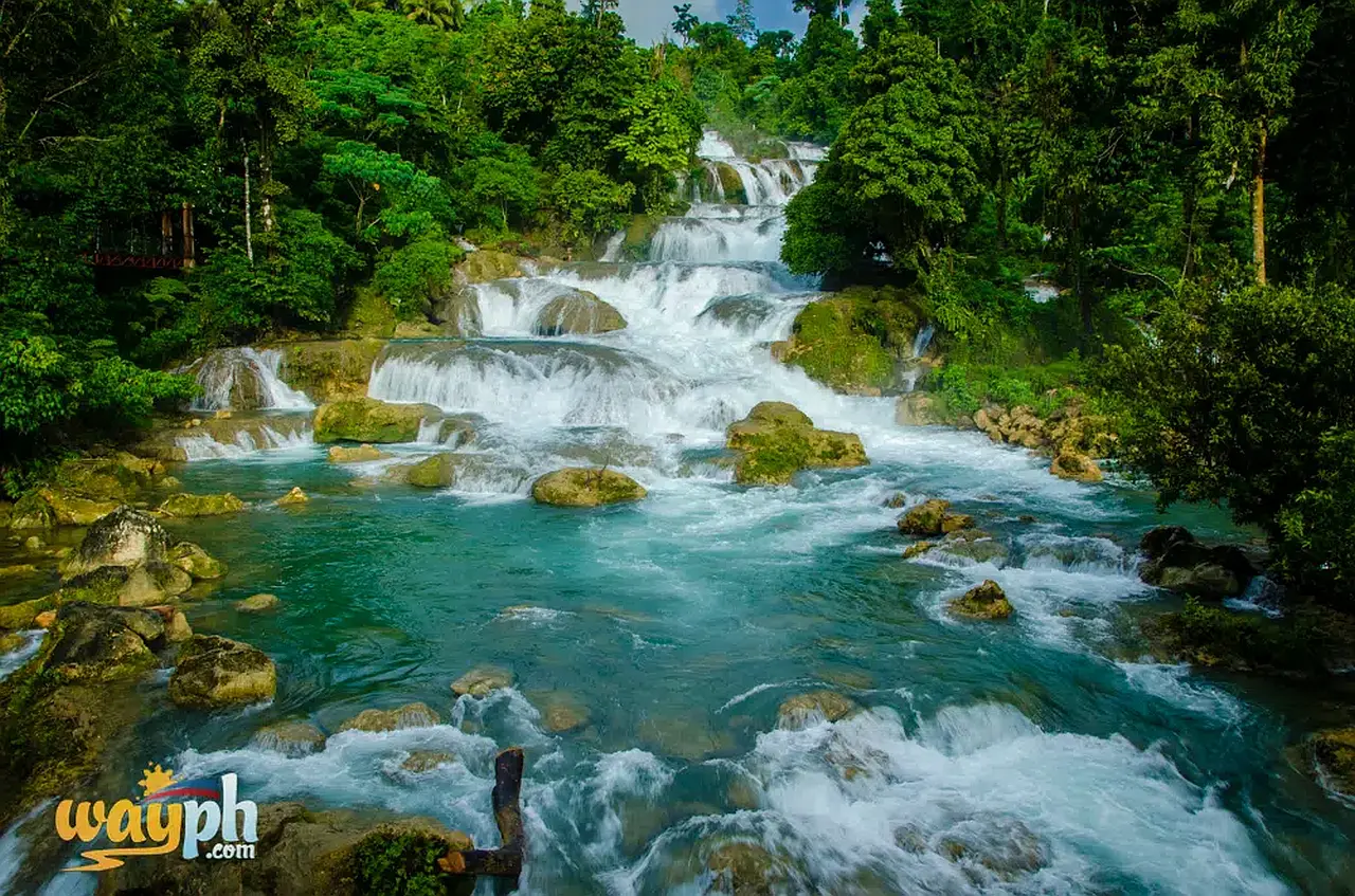 DIENSTAGSTHEMA: WASSERFÄLLE - Aliwagwag Falls in Davao Oriental