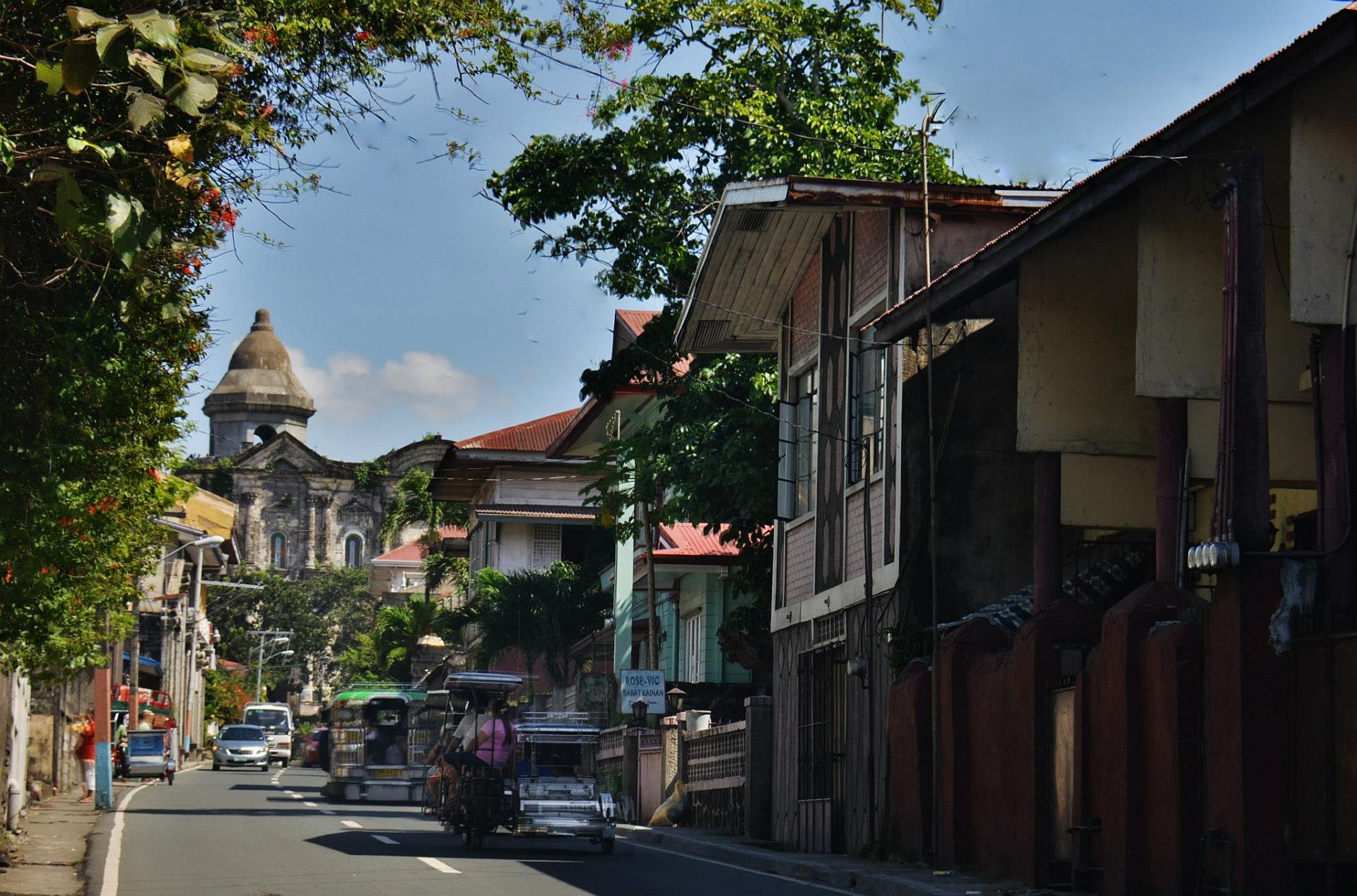 PHILIPPINEN MAGAZIN - DONNERSTAGSTHEMA: SCHÖNE ORTE - Taal Heritage Town in Batangas