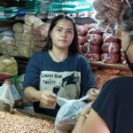 BLOG: Von großen und kleinen Nüssen: Ein kulinarisches Abenteuer auf dem Markt von Dumaguete